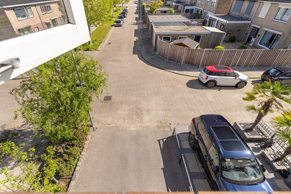 Foto - Te koop: Drive-in woning in Fijnaart!